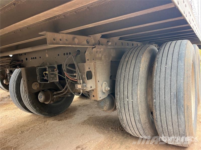 Vanguard 53 ft x 102 in T/A Van Trailer Furgons