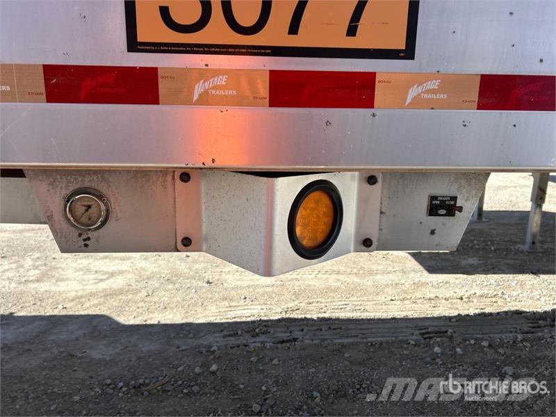 Vanguard S-85-SS 39 ft T/A Aluminum Frameless End Dump Trai Bañera
