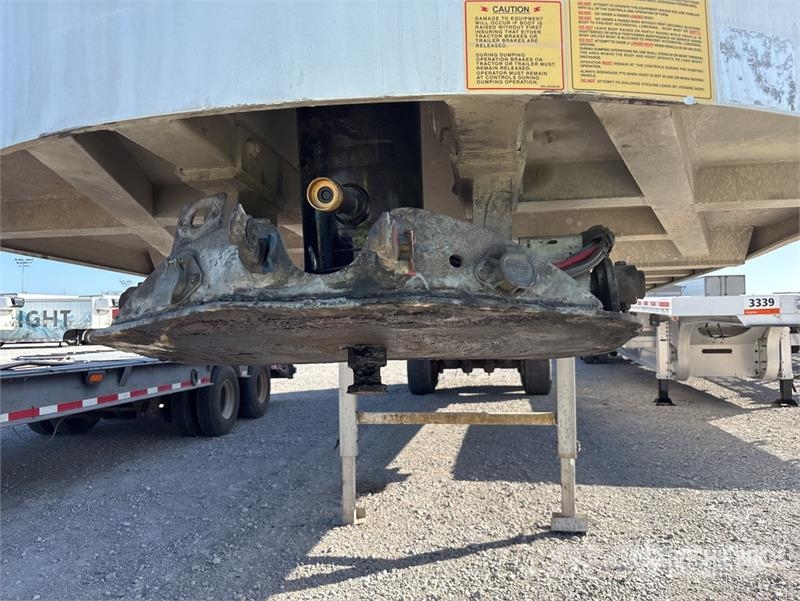 Vantage 39 ft T/A Aluminum Quarter Frame End Dump Trailer Bañera