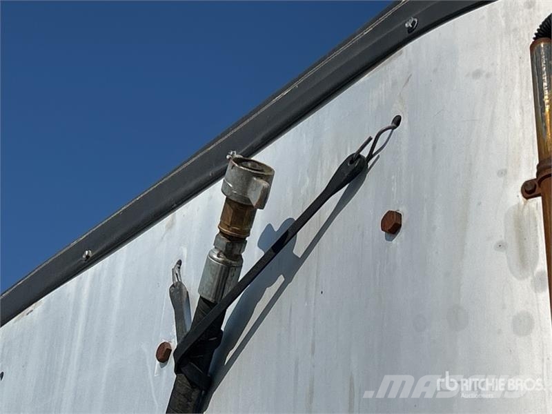 Vantage S-90 28 ft T/A Aluminum End Dump Trailer Bañera