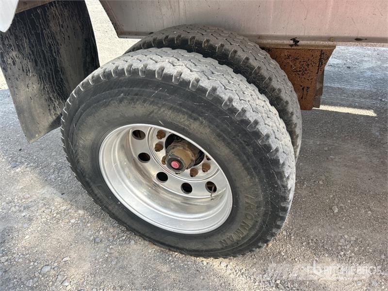 Vantage S-90 28 ft T/A Aluminum End Dump Trailer Bañera