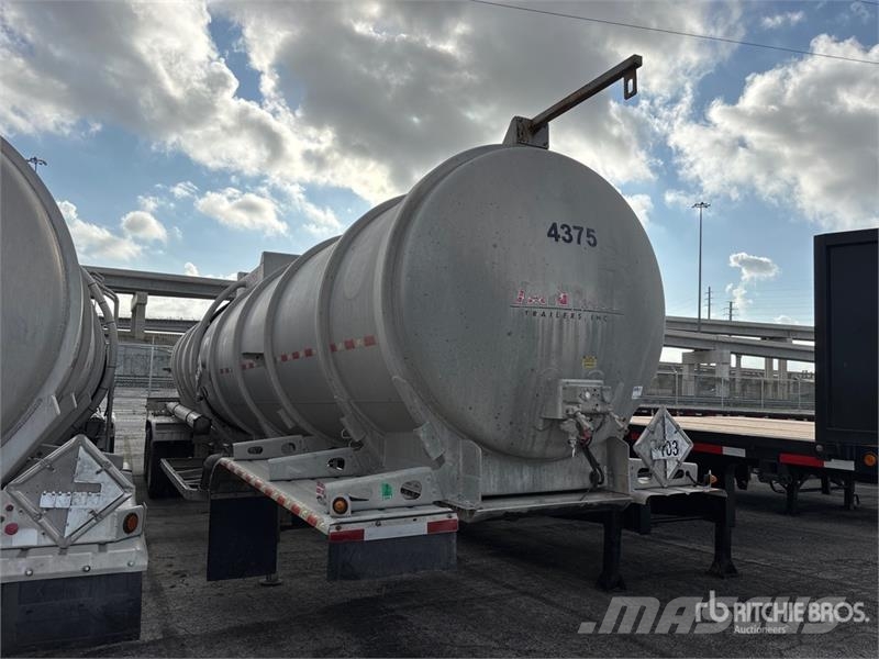 Vantage VC-8400 8400 gal T/A Tanker Trailer Cisterna