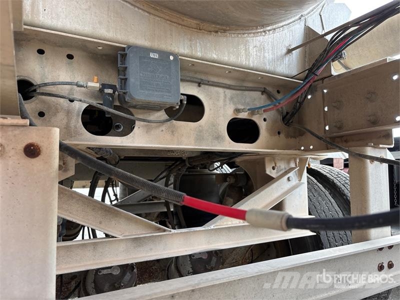 Vantage VC-8400 8400 gal T/A Tanker Trailer Cisterna