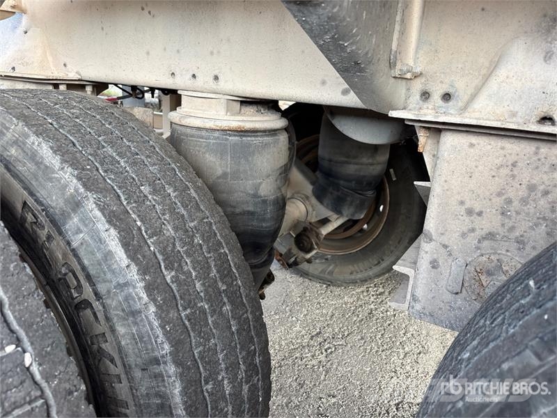 Vantage VC-8400 8400 gal T/A Tanker Trailer Cisterna
