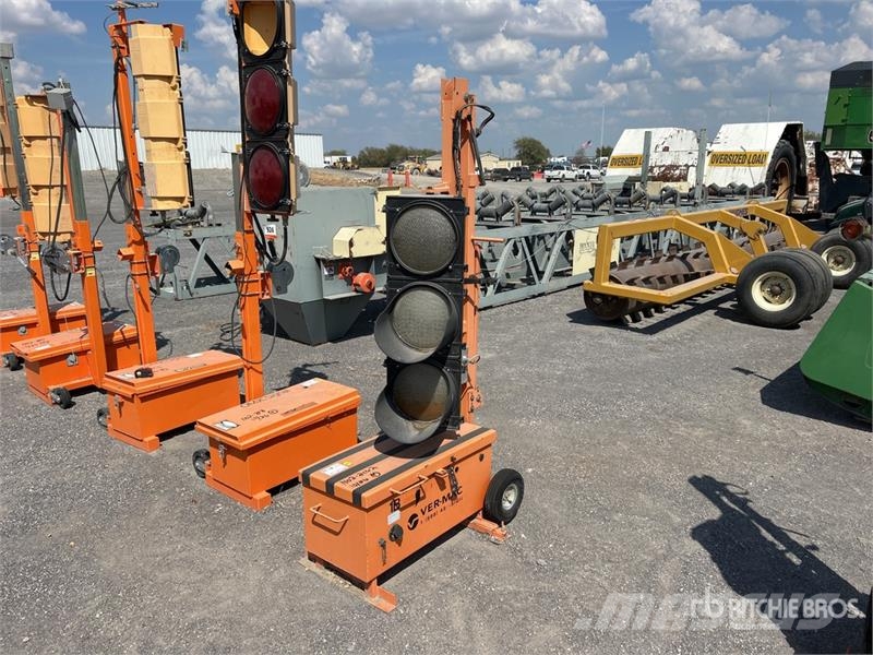 Ver-Mac Traffic Light Svetlobni stolpi