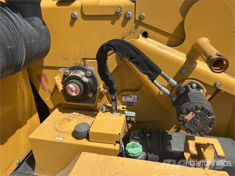 Vermeer 1000 Tow-Behind Wood Chipper Koksnes šķeldotāji