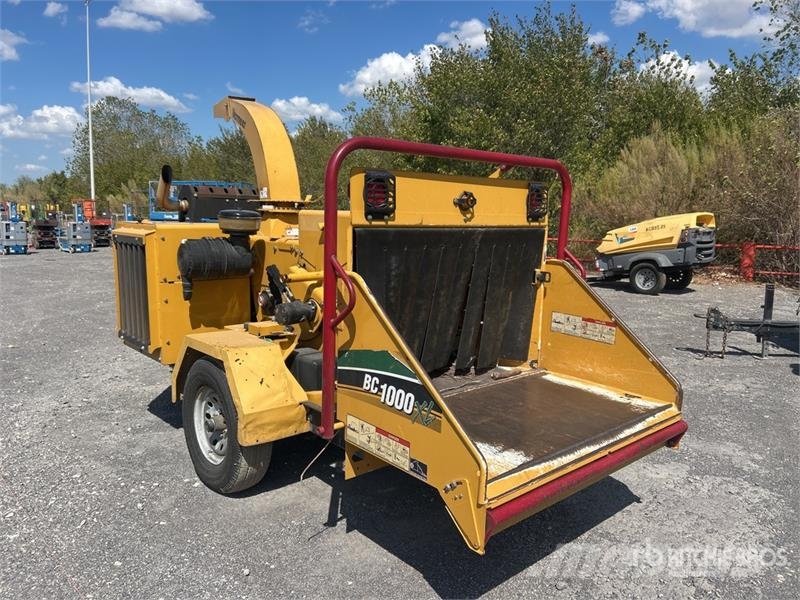 Vermeer 1000 Tow-Behind Wood Chipper Koksnes šķeldotāji