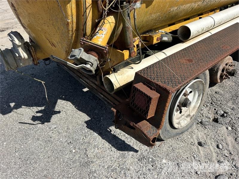 Vermeer 1200 gal T/A Vacuum Excavation Unit Accesorios y repuestos para equipo de perforación