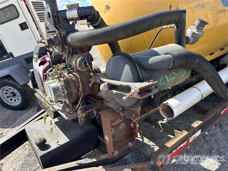 Vermeer 1200 gal T/A Vacuum Excavation Unit Accesorios y repuestos para equipo de perforación