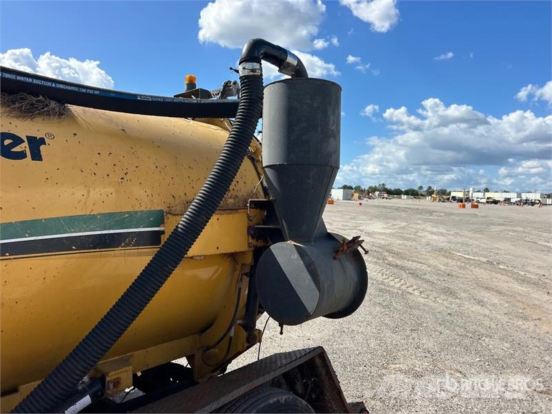Vermeer 1200 gal T/A Vacuum Excavation Unit Accesorios y repuestos para equipo de perforación