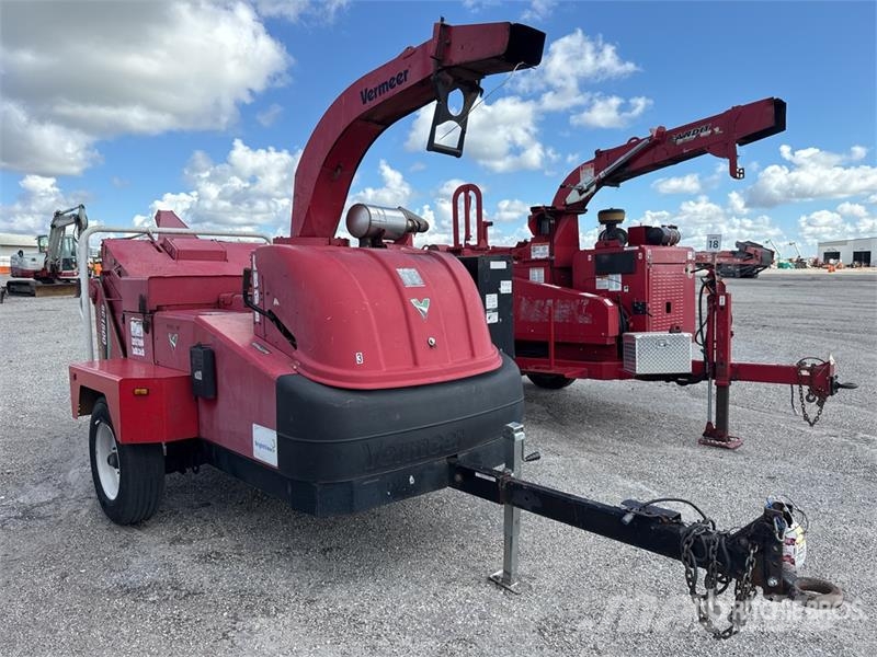 Vermeer 1500 Tow Behind Wood Chipper Broyeur de végétaux