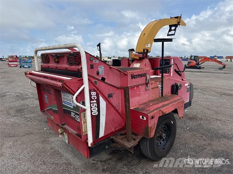 Vermeer 1500 Tow-Behind Tow Behind Wood Chipper Дробилки древесины