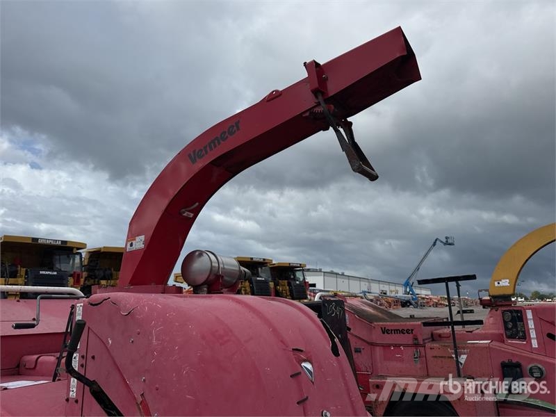 Vermeer 1500 Tow-Behind Wood Chipper Дробилки древесины