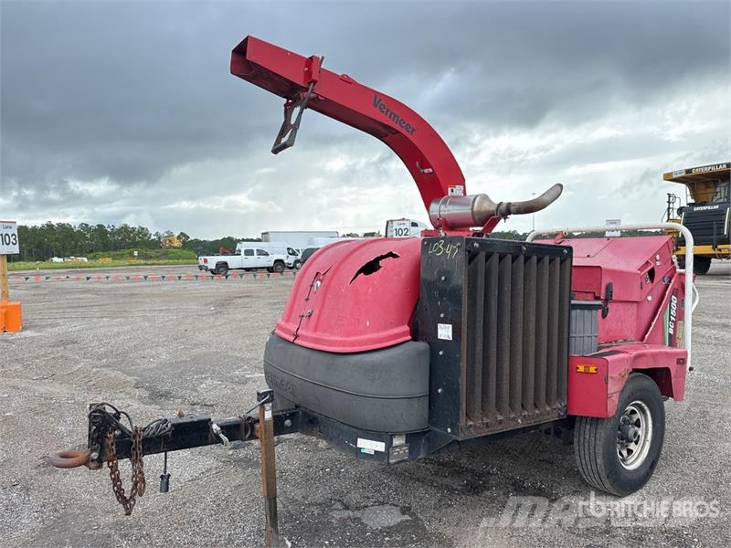 Vermeer 1500 Tow-Behind Wood Chipper Дробилки древесины