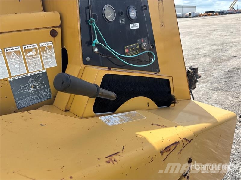 Vermeer BC1000 Wood chippers
