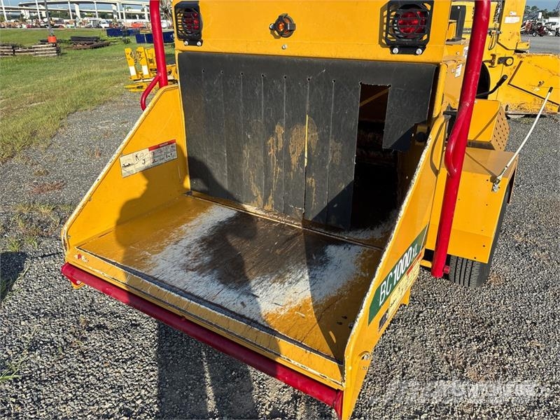 Vermeer BC1000XL Tow-Behind Wood Chipper Drobilice drva / čiperi