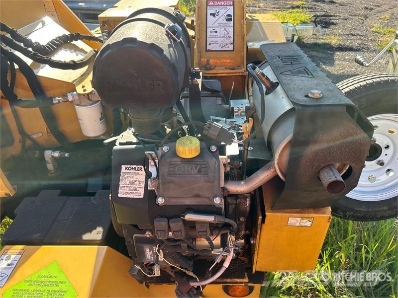Vermeer BC700XL Tow-Behind Wood Chipper 톱밥제조기