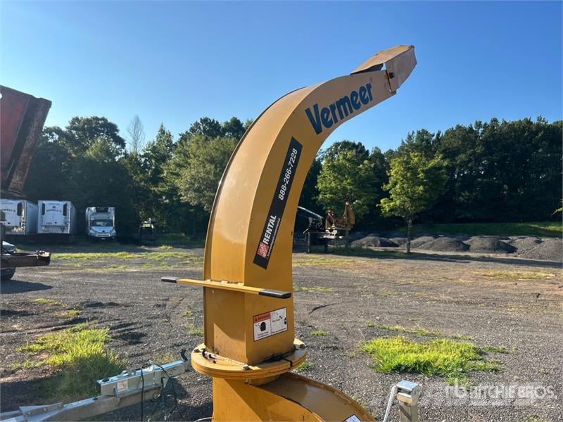 Vermeer BC700XL Tow-Behind Wood Chipper 톱밥제조기