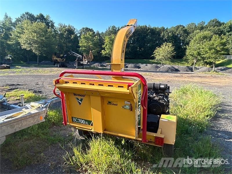 Vermeer BC700XL Tow-Behind Wood Chipper 톱밥제조기