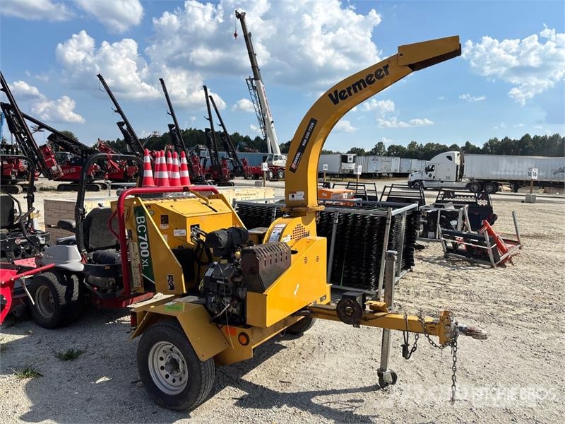 Vermeer BC700XL Tow-Behind Wood Chipper Holzhäcksler