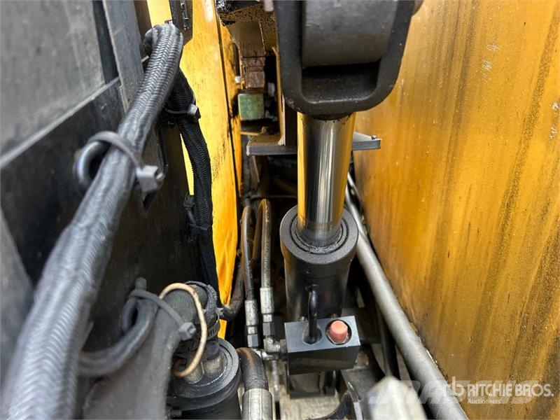 Vermeer D10X15III Directional Drill w/ Lucon 8T152FCBW Tra Oprema za vodoravno smerno vrtanje