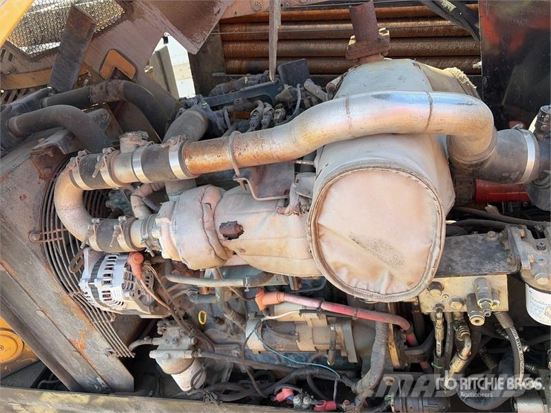 Vermeer DX20x22II Directional Drill w/ Belshe Industries B Horizontal drilling rigs