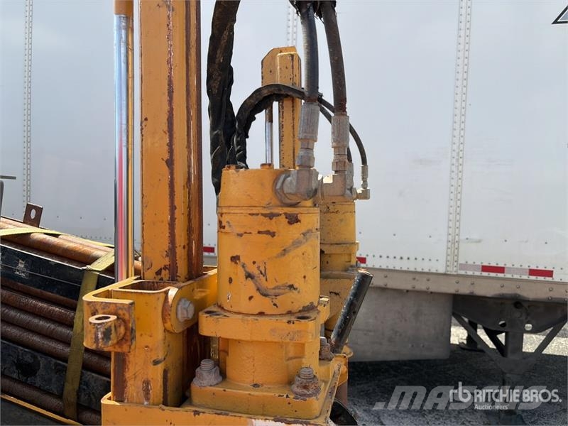 Vermeer DX20x22II Directional Drill w/ Belshe Industries B Horizontal drilling rigs
