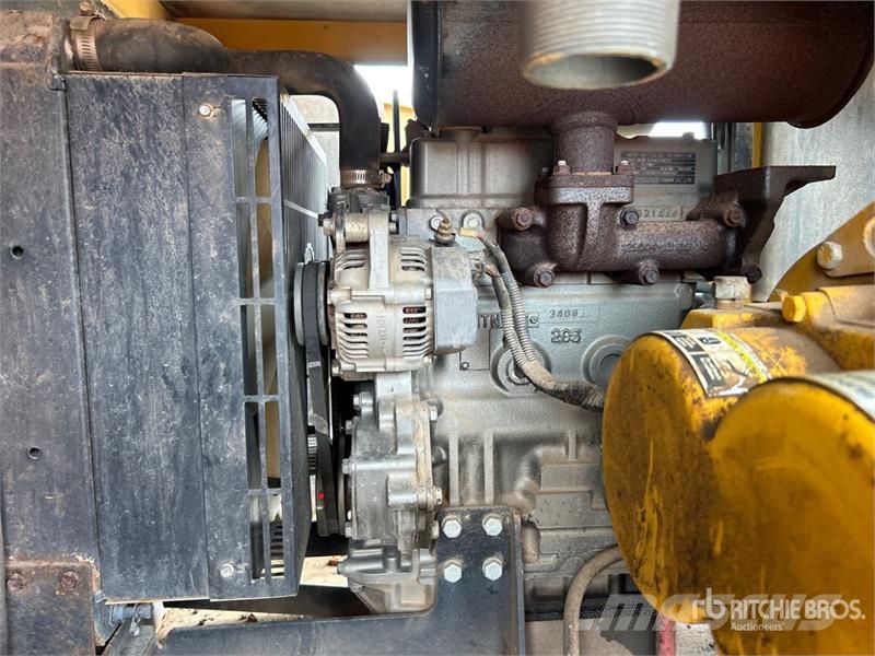 Vermeer LP533DT 500 gal T/A Vacuum Excavation Unit Комплектующие и запасные части для бурильных установок