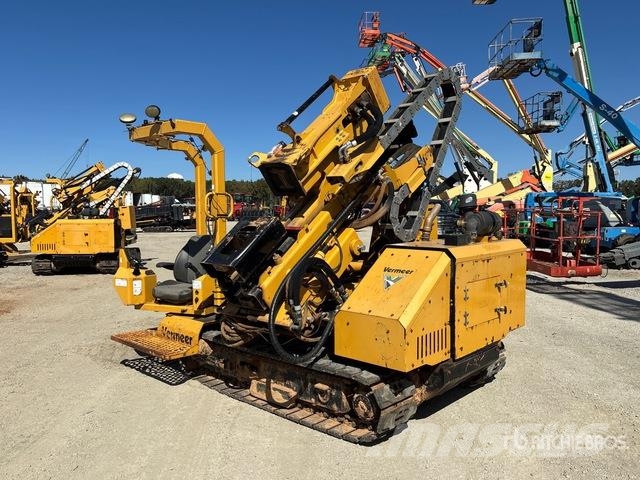 Purchase used Vermeer PD10 Tracked Ride-On Pile Driver vibratory pile ...