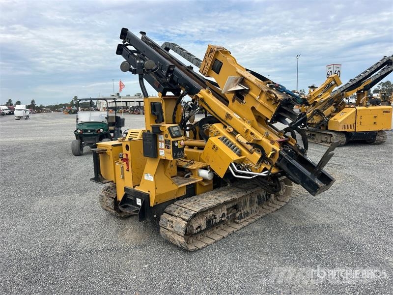 Vermeer PD10R Crawler Mounted Post Driver معدات البناء - غير ذلك