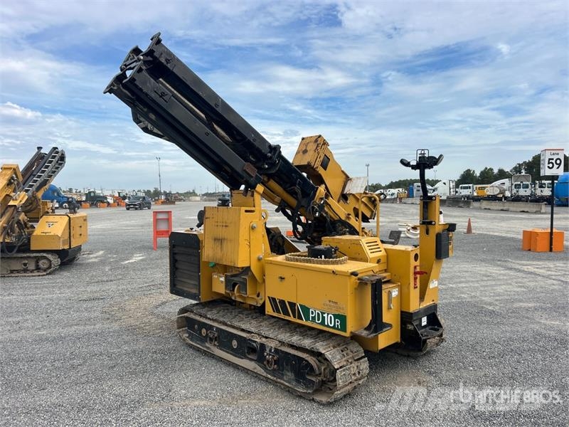 Vermeer PD10R Crawler Mounted Post Driver معدات البناء - غير ذلك