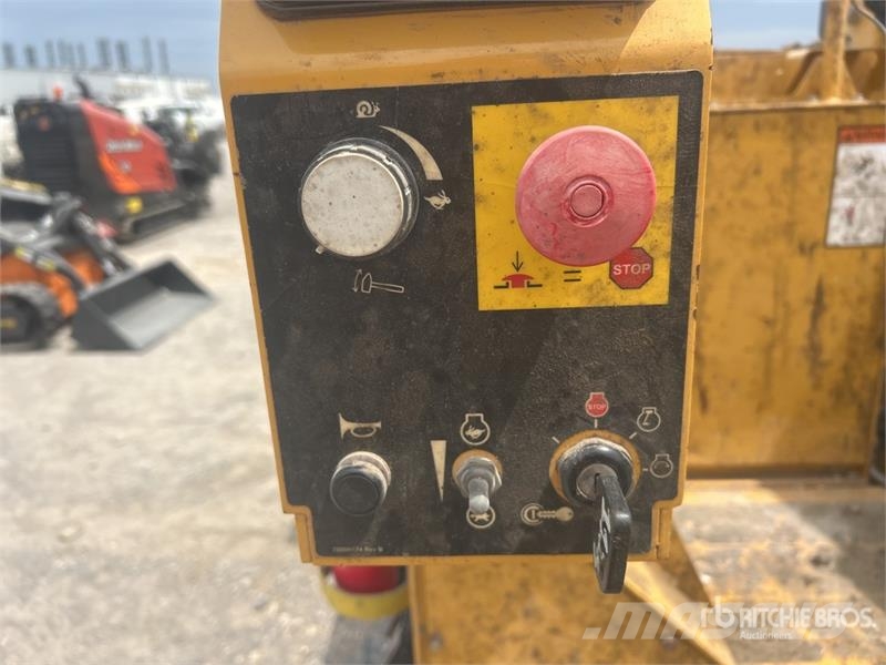 Vermeer PD10R Crawler Mounted Post Driver Muut koneet