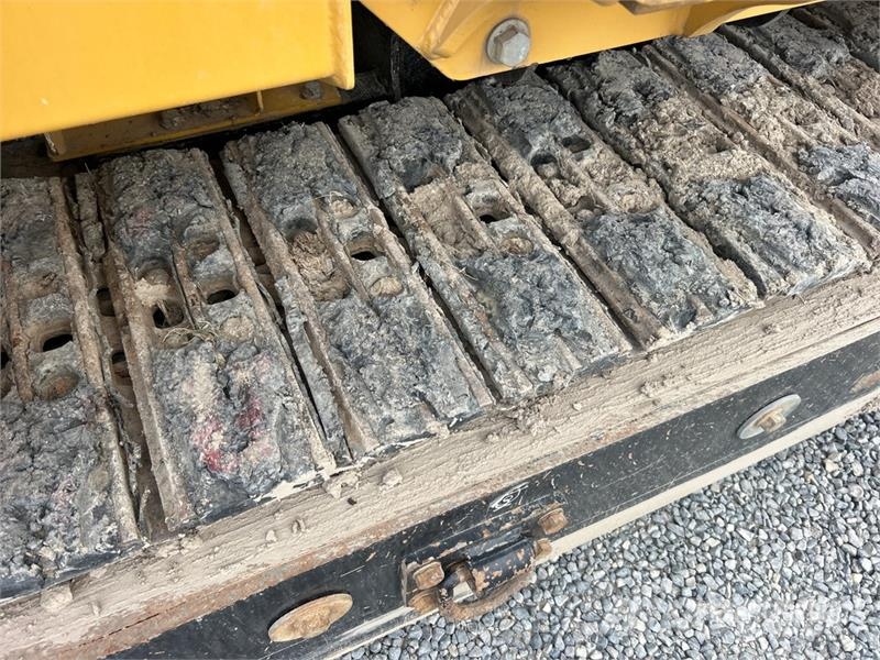 Vermeer PD10R Crawler Mounted Post Driver معدات البناء - غير ذلك