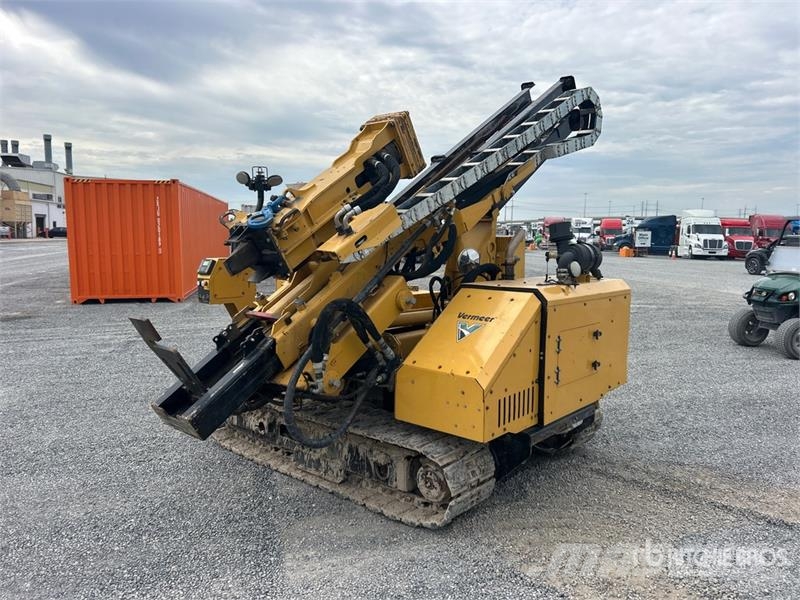 Vermeer PD10R Crawler Mounted Post Driver معدات البناء - غير ذلك