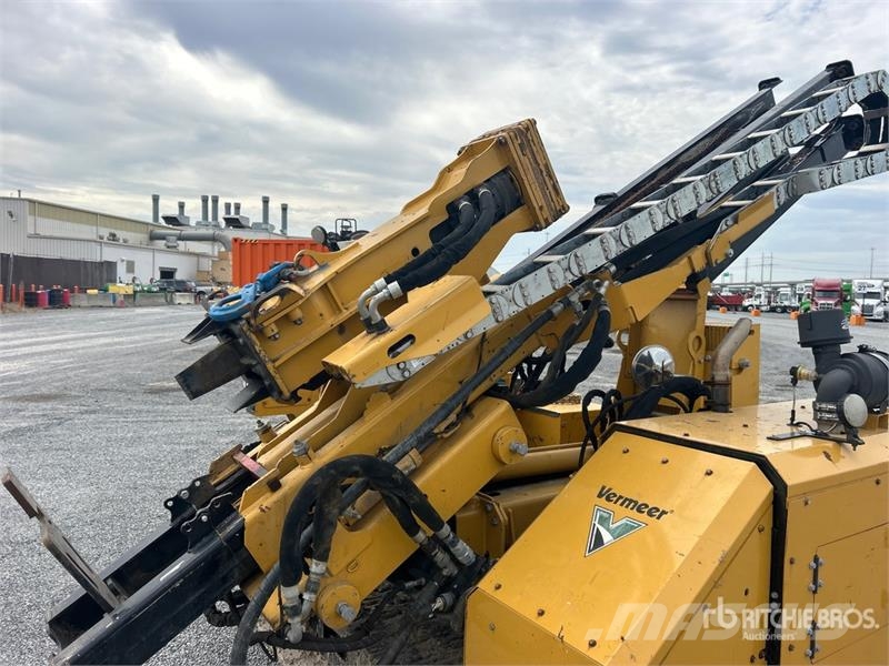 Vermeer PD10R Crawler Mounted Post Driver معدات البناء - غير ذلك