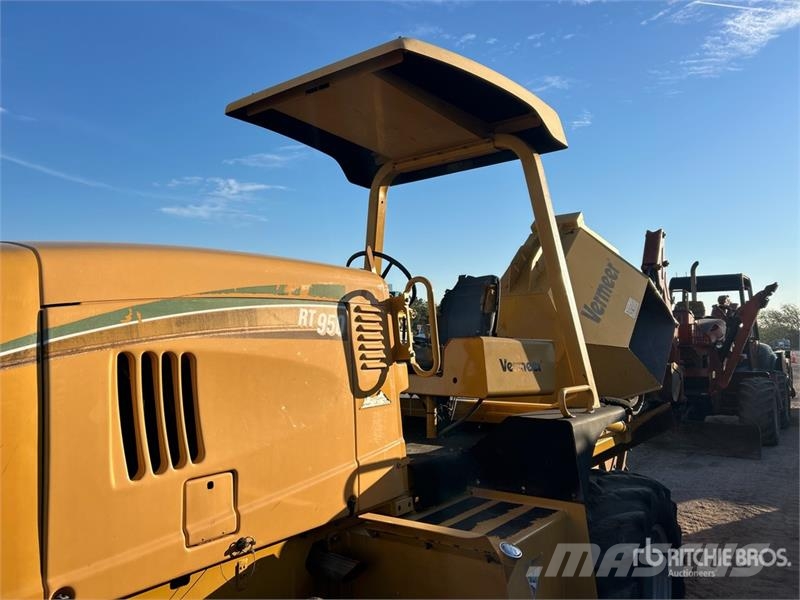Vermeer RT950 4x4 Rock Saw معدات البناء - غير ذلك