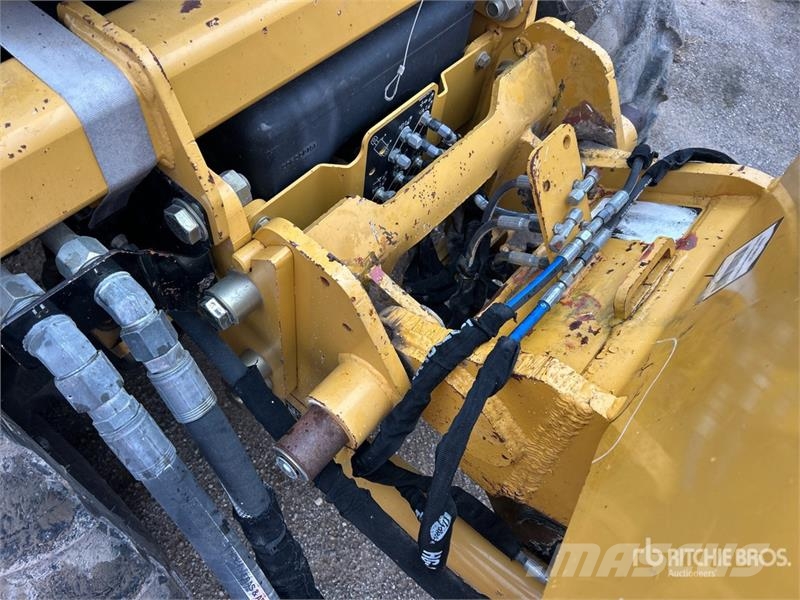 Vermeer RTX750 4x4 Trencher Trenchers