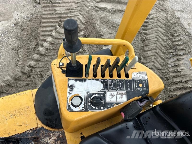 Vermeer RTX750 4x4 Trencher Trenchers