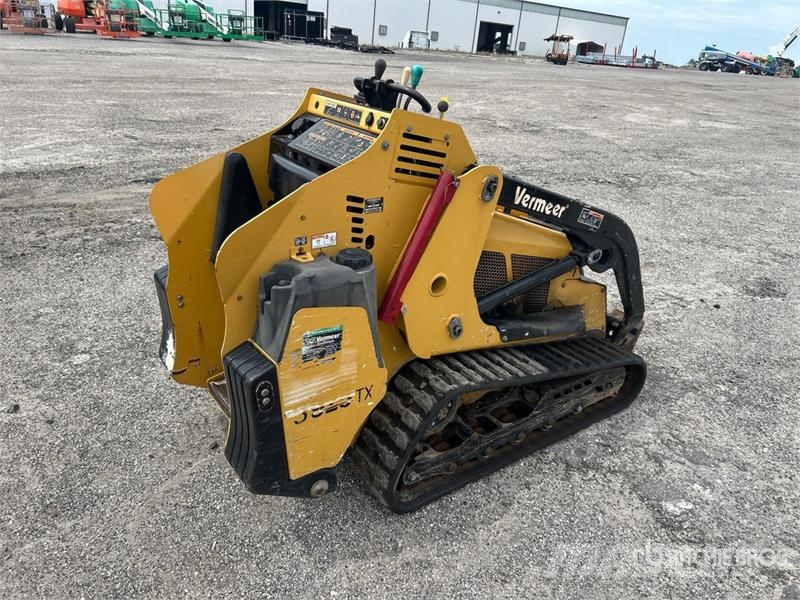 Vermeer S925TX Compact Track Loader لوادر انزلاقية التوجيه