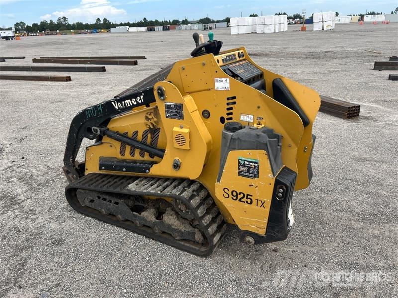 Vermeer S925TX Compact Track Loader لوادر انزلاقية التوجيه