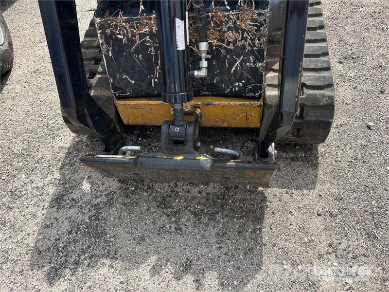 Vermeer S925TX Mini Compact Track Loader (Inoperable) لوادر انزلاقية التوجيه