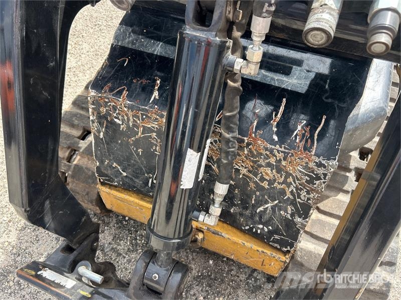 Vermeer S925TX Mini Compact Track Loader (Inoperable) لوادر انزلاقية التوجيه