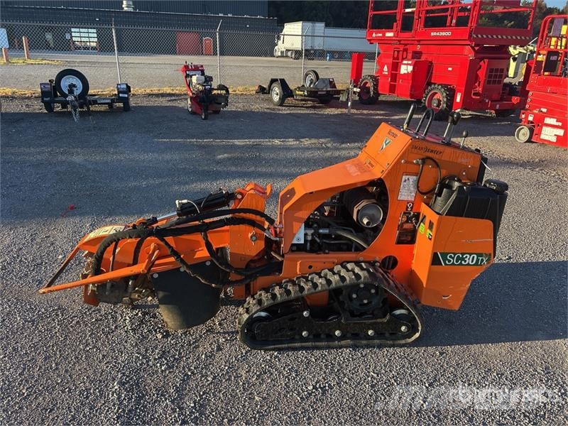 Vermeer SC30TX Stump Grinder Motoreggen / Rototiller