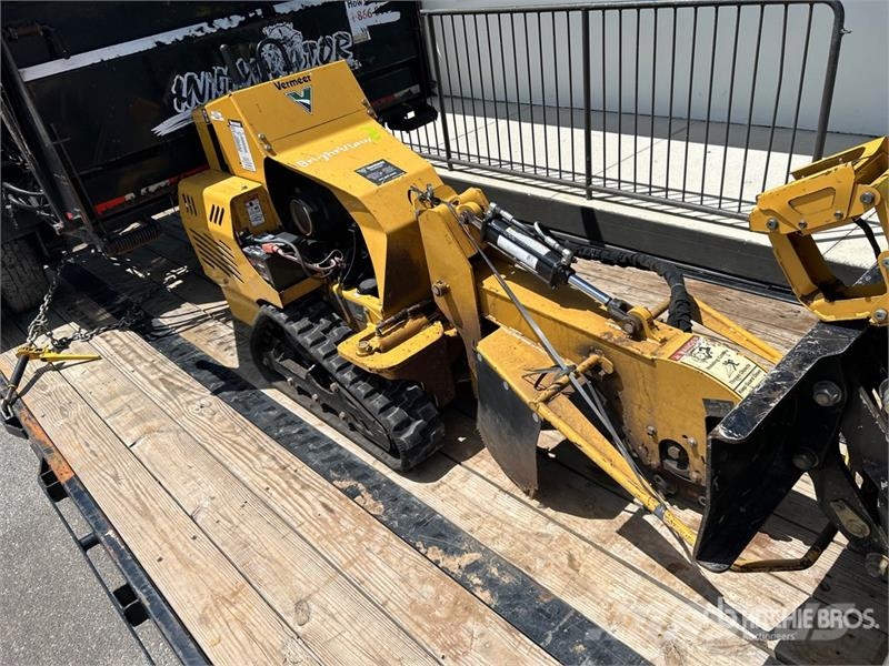 Vermeer SC30TX Stump Grinder Stump Grinder Power harrows and rototillers