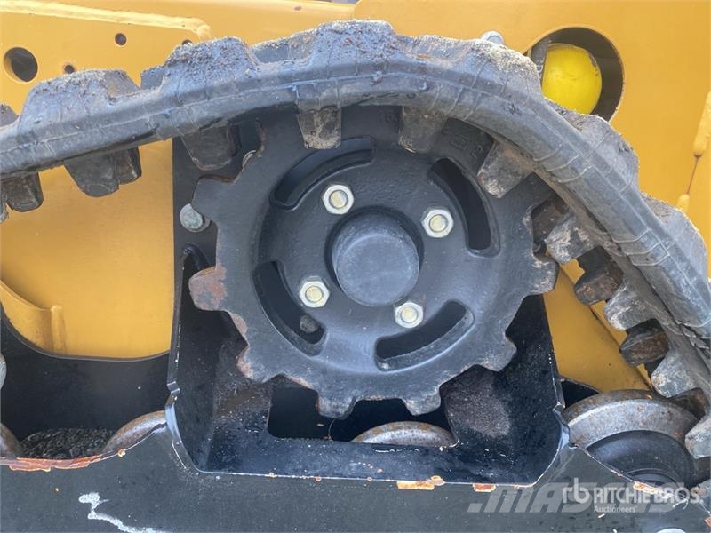 Vermeer SC30TX Tracked Stump Grinder Såbäddsharvar och rototillers