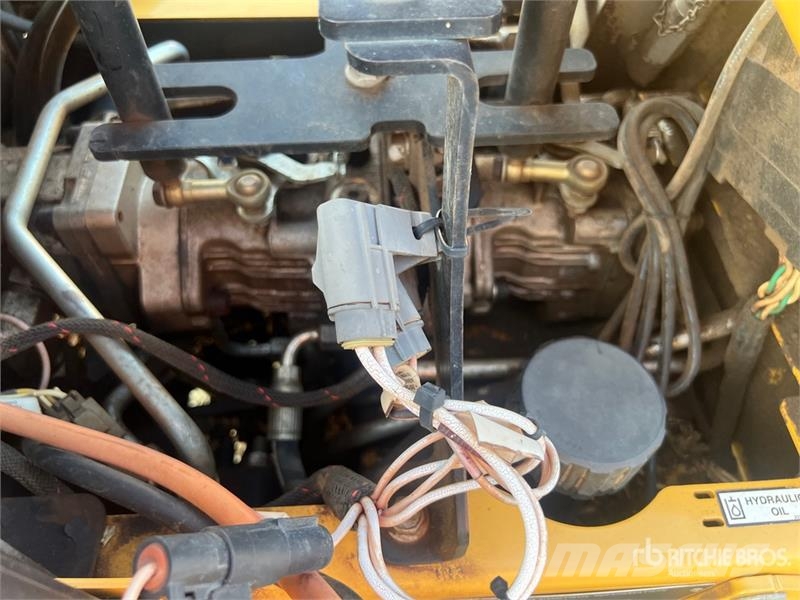 Vermeer SC30TX Tracked Stump Grinder Поглинальні борони / грунтові фрези