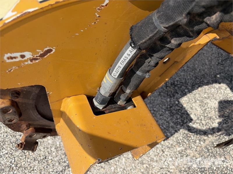 Vermeer SC30TX Tracked Stump Grinder Power harrows and rototillers
