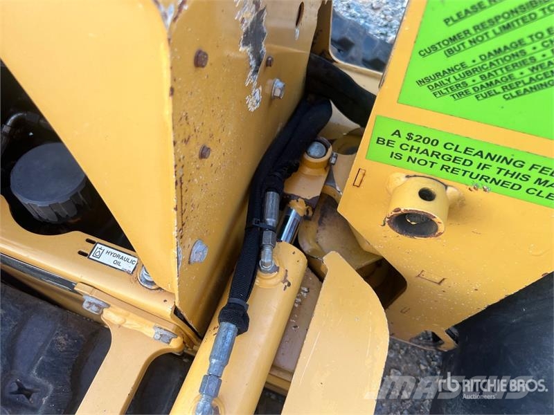 Vermeer SC30TX Tracked Stump Grinder Поглинальні борони / грунтові фрези