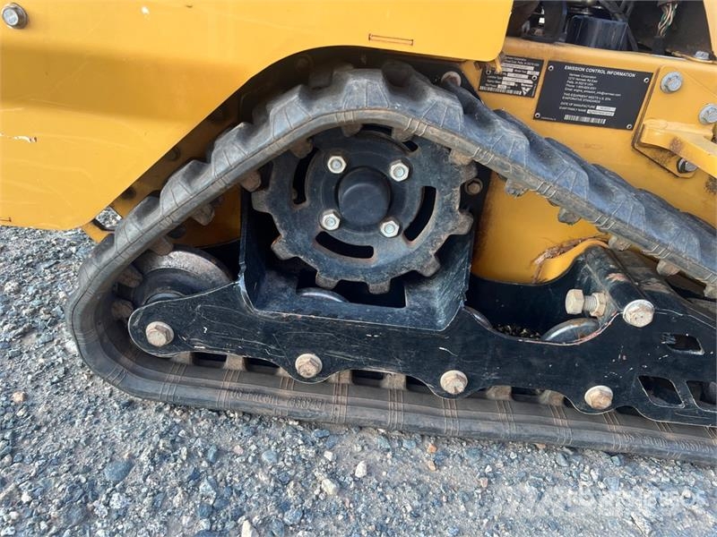 Vermeer SC30TX Tracked Stump Grinder Поглинальні борони / грунтові фрези