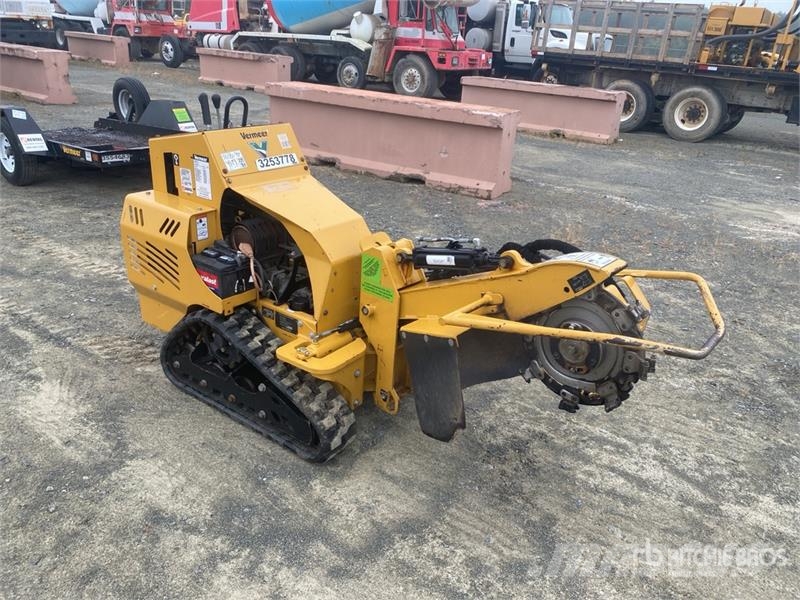 Vermeer SC30TX Tracked Stump Grinder Såbäddsharvar och rototillers